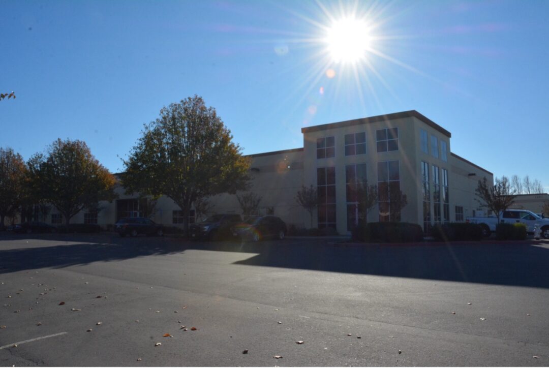 28,000 SF Multi-Tenant Industrial Facility